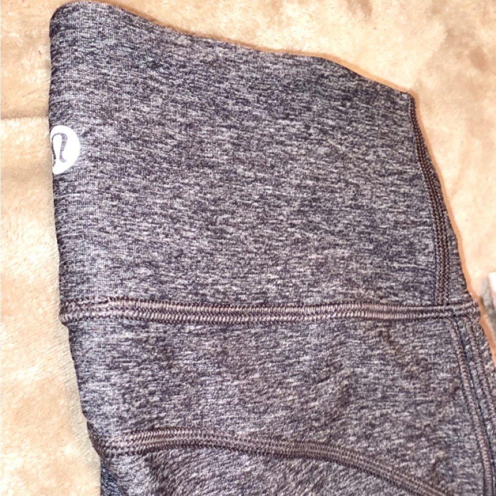 Lululemon cropped mesh legging